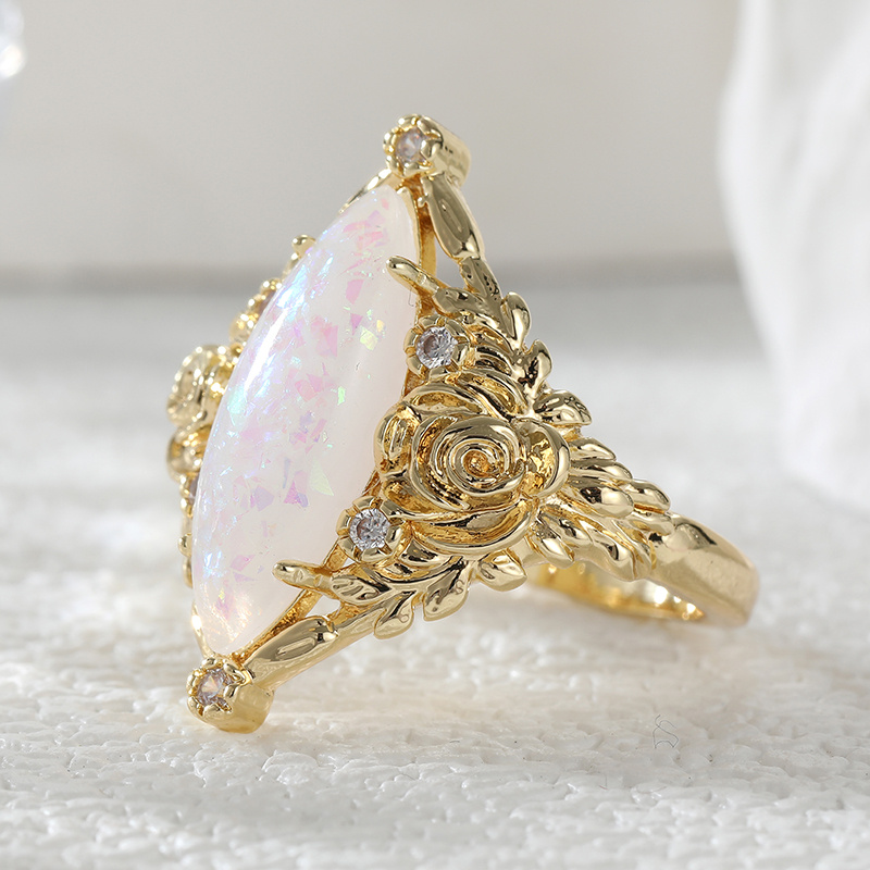 Vintage Rose Carved Golden Floral Design Cocktail Ring